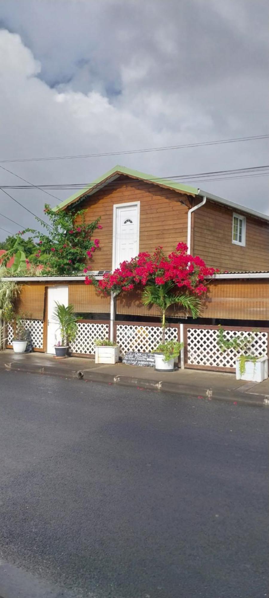 Le Cosy Bungalow De Lili / 5Min De L'Aeroport 레자빔 외부 사진